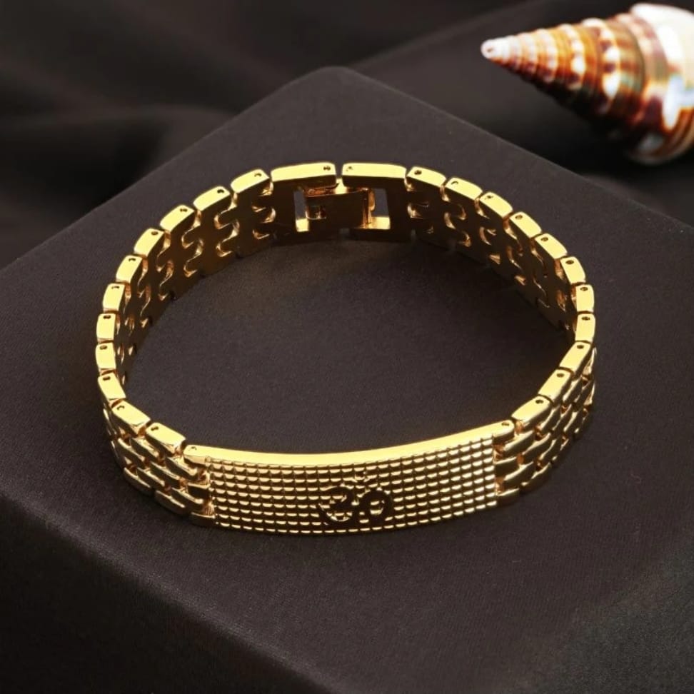Gold Plated Sacred girl om braclet
